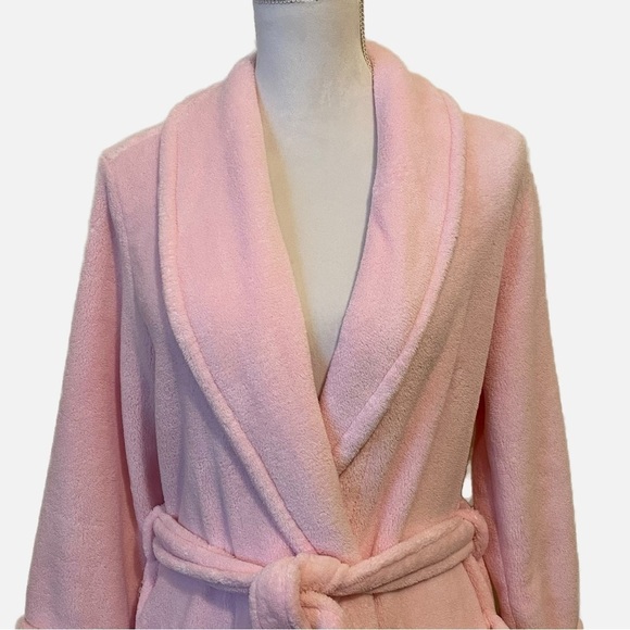 Charter Club Intimates Pink Fuzzy Shawl Collar Robe Size Medium - Picture 5 of 8